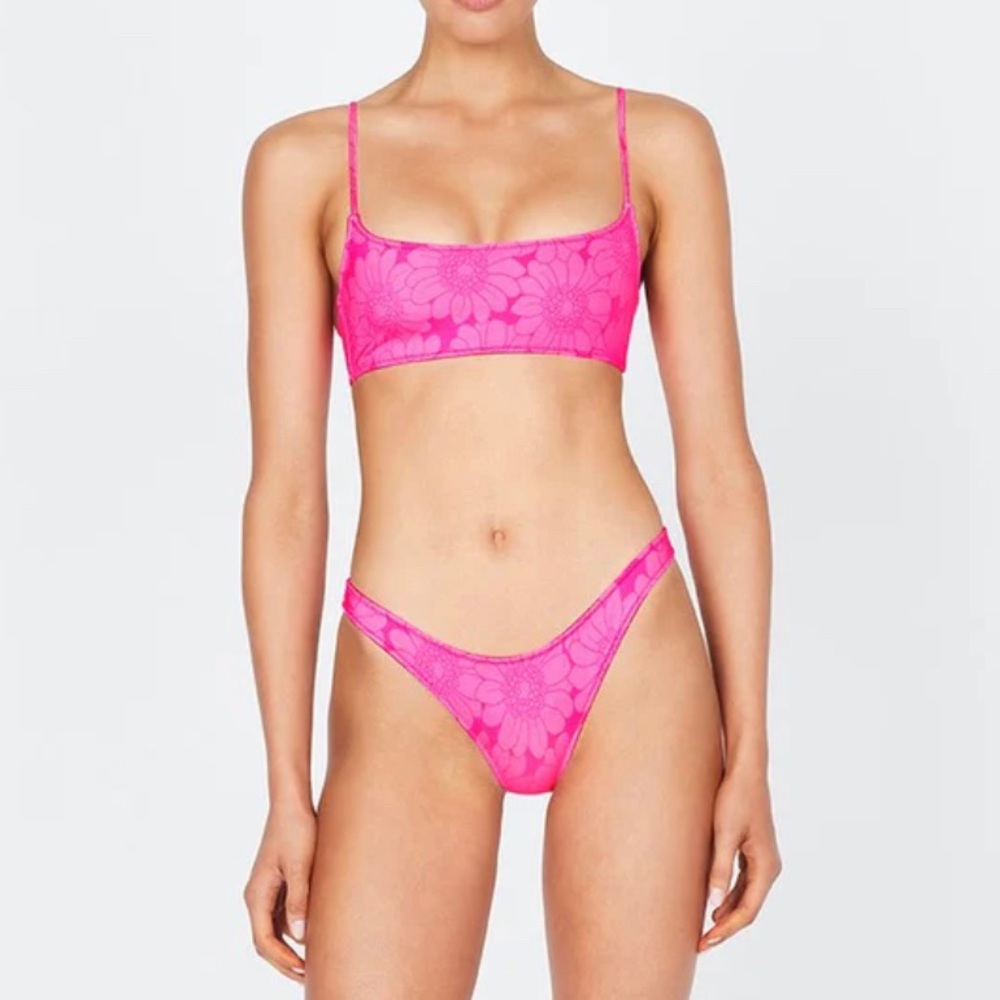 Triangl Mica Pitaya Floral Normal Coverage Bikini Set